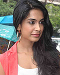 Sarah Jane Dias at Sarah Promotes KSKHH