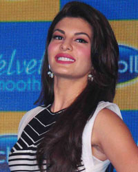 Jacqueline Fernandez at Scholl Velvet Smooth Express Pedi Launch