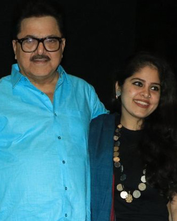 Neerja Pandit, Ashoke Pandit