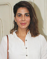 Kirti Kulhari at Screening of Blackmail Movie