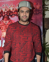 Manish Paul at Screening of Marjaavaan