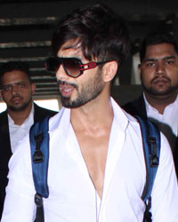 Mira Rajput and Shahid Kapoor at airport