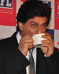 Shah Rukh Khan at Shahrukh Khan Endorses DHFL