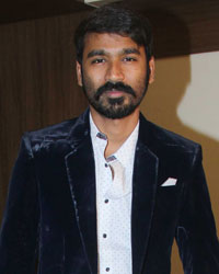 Dhanush at Shamitabh Press Meet