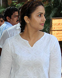 Huma Qureshi at Shankar Dixit Prayer Meet