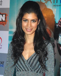 Tena Desae at Sharafat Gayi Tel Lene Screening