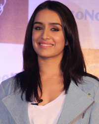 Shraddha Kapoor at Shraddha and Farhan Unveil Dulux New Color Range