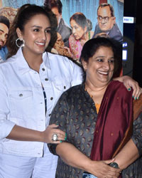 Huma Qureshi and Seema Pahwa Huma Qureshi and Seema Pahwa
