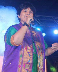 Falguni pathak