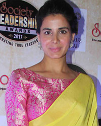 Kirti Kulhari at Society Leadership Awards 2017