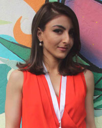 Soha Ali Khan at Soha Ali Khan Unveils Green Painting Service