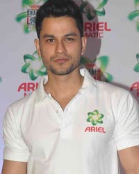 Kunal Khemu at Soha and Kunal at Ariel Event