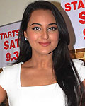 Sonakshi Sinha at Sonakshi at Dance Ke Superkids Show