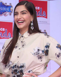 Fawad Khan and Sonam Kapoor Fawad Khan and Sonam Kapoor