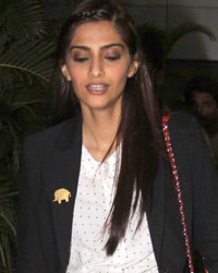 Sonam Kapoor at Sonam and Fawad Snapped