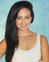 Sana Khan at Special Screening of 2 States by Wardha