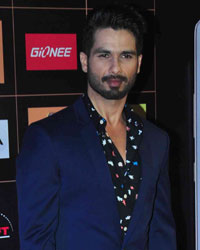 Shahid Kapoor at Star Guild Awards 2015