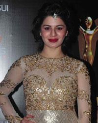 Kainaat Arora at Stardust Awards 2014