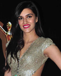 Kriti Sanon at Stardust Awards 2014