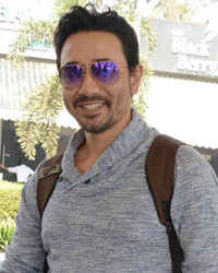 Celebs snapped at Mumbai Airport