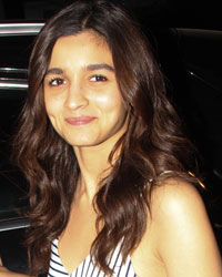 Alia Bhatt at Stars Spotted 2016