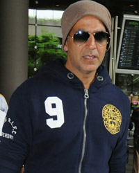 Akshay Kumar snapped at airport Akshay Kumar snapped at airport