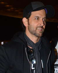 Hrithik Roshan snapped at airport Hrithik Roshan snapped at airport