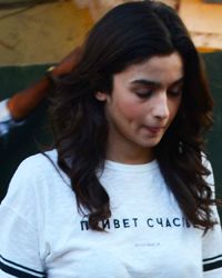 Alia Bhatt at Stars Spotted 2017