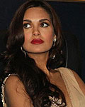 Esha Gupta at Stars Spotted