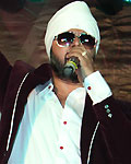 Ramji Gulati and Jazzy B's Rock the 'Bhangra Night' at Kshitij Fest '12