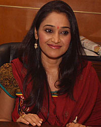 Dilip Joshi and Disha Wakani Dilip Joshi and Disha Wakani