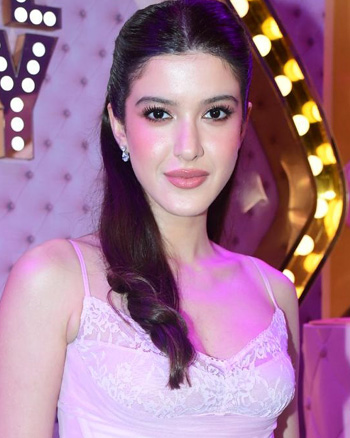 Shanaya Kapoor Shanaya Kapoor