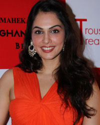 Isha Koppikar at Trousseau Treasures Collection Launch