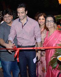 Tushar Kapoor at Tusshar Inagurates Handicraft Exhibition