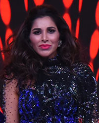 Sophie Choudry at Umang 2018