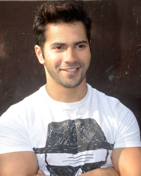 Varun Dhawan at Varun Promotes Badlapur