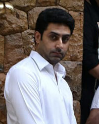 Abhishek Bachchan at Veeru Devgn Funeral