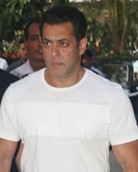 Salman Khan at Veeru Devgn Prayer Meet