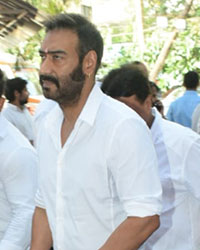 Ajay Devgn at Veeru Devgn Prayer Meet