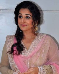 Vidya Balan at Vidya at Life Ok Awards Special Performance Shoot