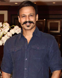 Vivek Oberoi at Vishal Bhardwaj Launches His Movie Books