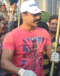 Vivek Oberoi at Vivek Oberoi Joins Swachh Bharat Campaign