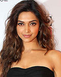 Deepika Padukone at Vogue Beauty Awards 2012