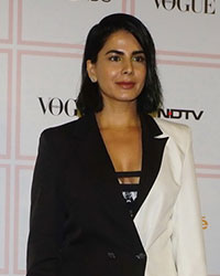 Kirti Kulhari at Vogue Beauty Awards 2019