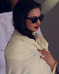 Rekha at Yash Chopra Funeral