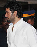 Harman Baweja at Yash Chopra Prayer Meet