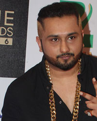 Yo Yo Honey Singh at Zee Cine Awards 2016