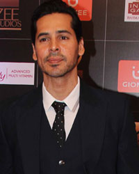 Dino Morea at Zee Cine Awards 2017