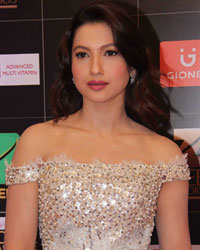 Gauhar Khan at Zee Cine Awards 2017