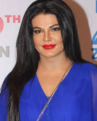 Rakhi Sawant at Zee Rishtey Awards 2017